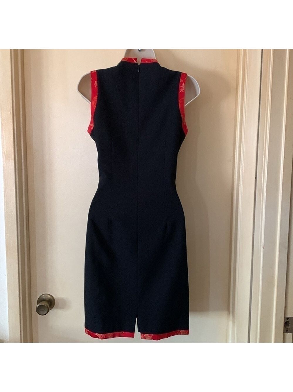Kenar Asian inspired black dress with red borders and front zip size 4 - Picture 5 of 11